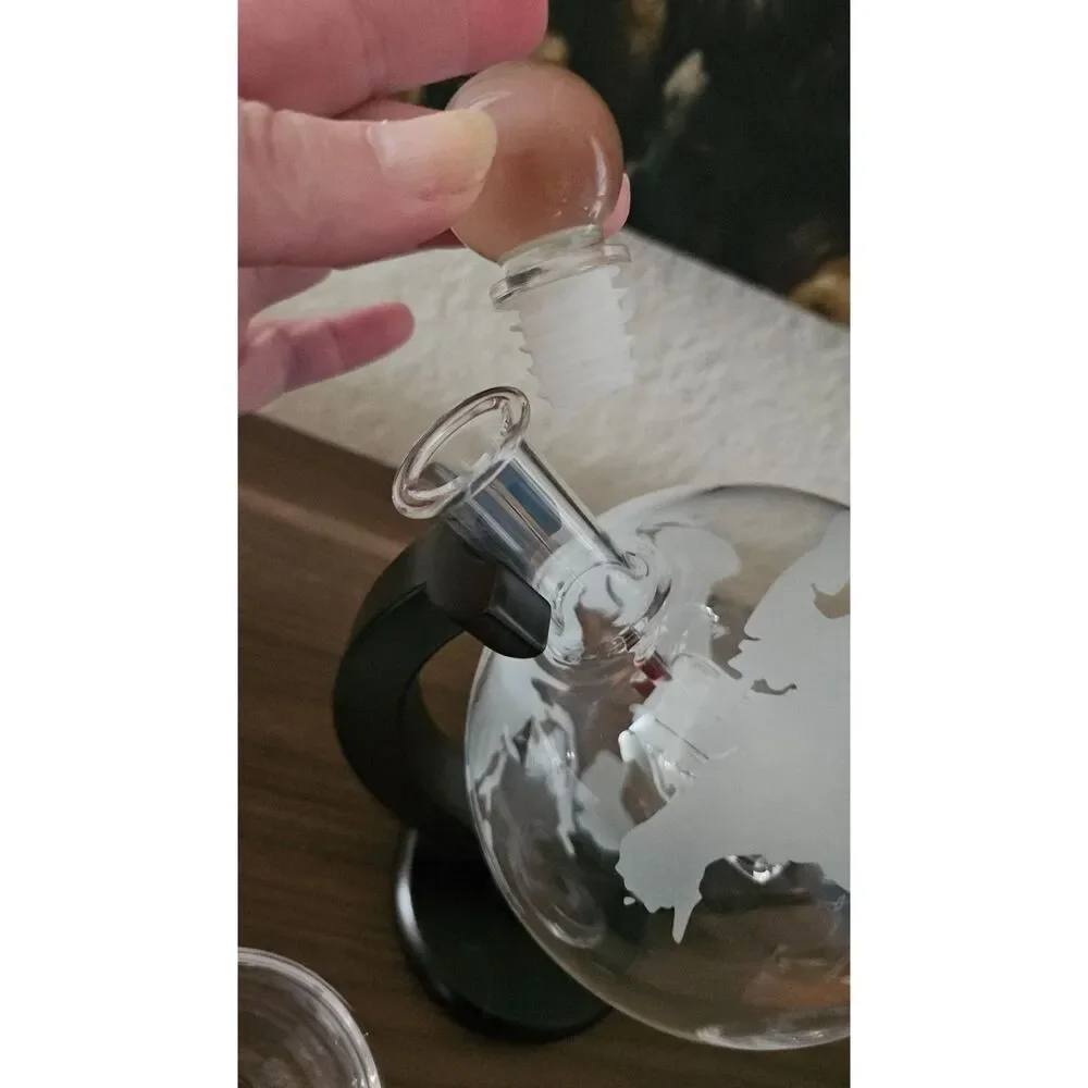 Hammer & Axe etched continents